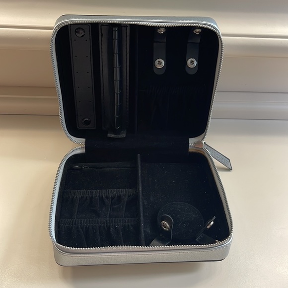 Pandora Storage case - Picture 2 of 4